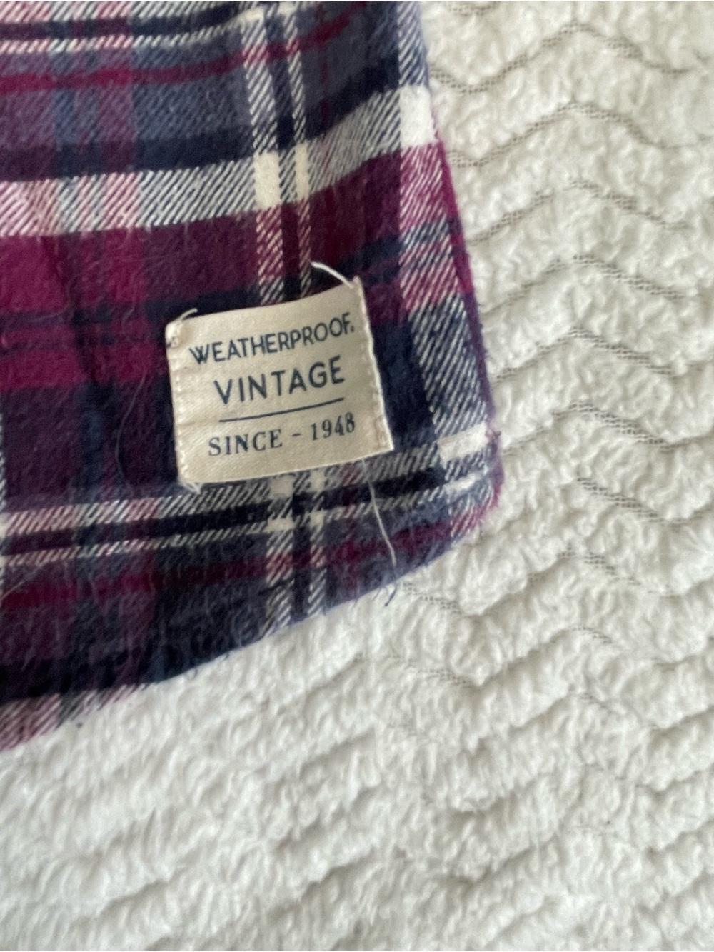 Weatherproof Men's Navy and Burgundy Plaid flannel button up Shirt Jacket - Picture 9 of 9